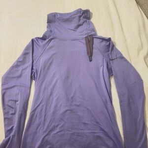 Womens Nike Slim Fit Pullover Size Medium